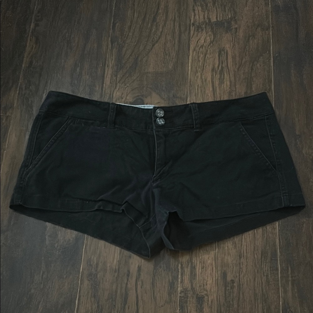 American Eagle Outfitters Black Women's Shorts size 6